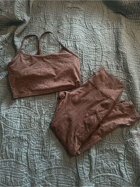 Aerie Offline Sports Bra & Leggings Set - grey